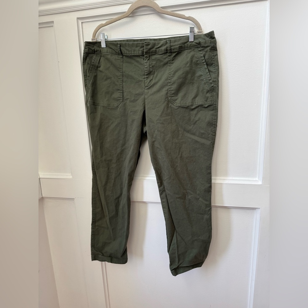 Old Navy Pixie Olive Green Pants